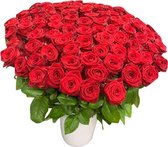 90 rode rozen in vaas
