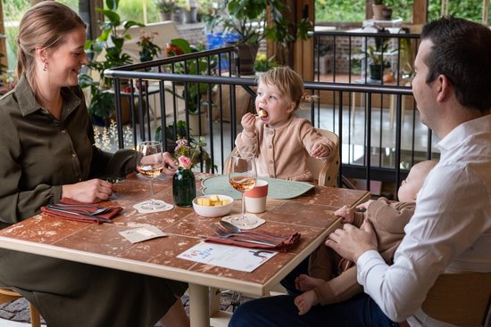 Bébé on the Move - Yummy Mat - Set de table et tapis anti-goutte 2 en 1 - Enroulable et portable - Compatible lave-vaisselle - Anti-poussière - Aspen