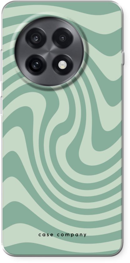 Telefoonhoesje met groen swirl patroon voor een telefoon met vier camera's, op een witte achtergrond.