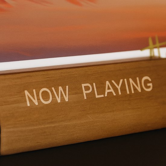 VIN UP® - Houten LP Houder 'Now Playing' - LP Standaard & Platenhouder voor Vinyl Display - Cadeau voor Muziekliefhebber — afbeelding 2