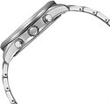 Zijkant van een zilverkleurig Citizen horloge met metalen band en knoppen.