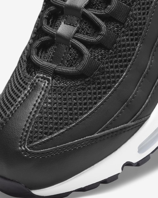 Nike air max 95 en noir.