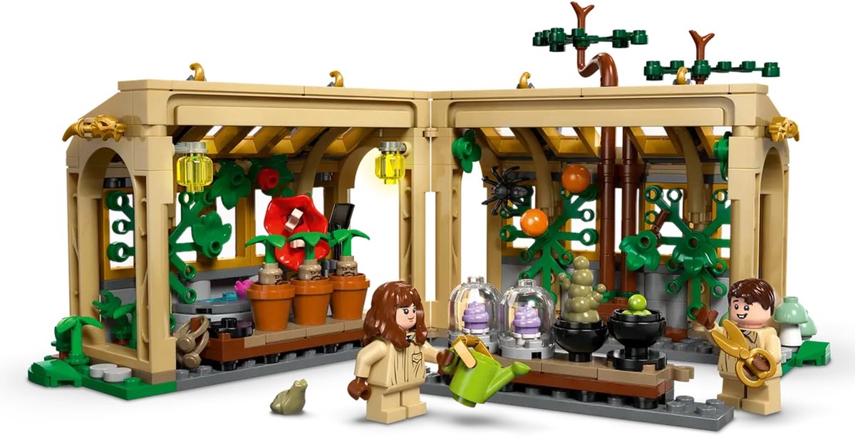 LEGO® Harry Potter™ Kasteel Zweinstein™: Kruidenkundeles - 76445 — afbeelding 14