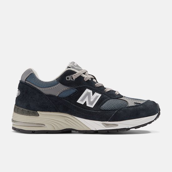 New Balance M991NV - Heren - Sneaker - Made in U.K - Navy Blauw - Maat 40.5 - Let op Kleur is Navy Blauw