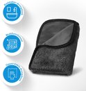 Lingette microfibre gris foncé pliée, avec des icônes bleues pour salle de bain, multifonctionnel et nettoyage de surface.
