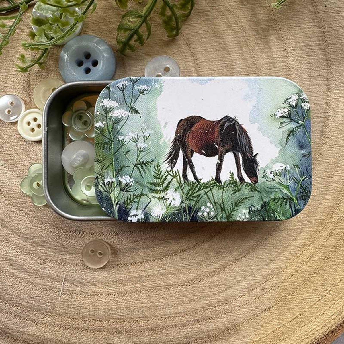 Alex Clark Sliding little Tin Horse and Cow Parsley ~ Langwerpig klein opbergblikje Paard