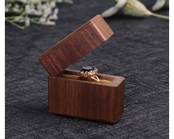 Houten Verlovingsring Doosje – Engagement Ring Box – Voor Aanzoek & Verloving – Uniek Vormgegeven Ringhouder – Cadeau onder €20 – Sinterklaascadeau – Kerstcadeau – Schoencadeau