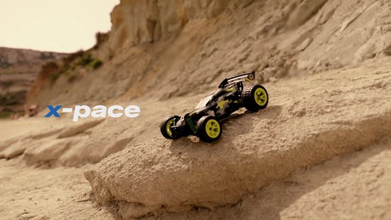 Overmax X-Pace RC 1:18 4 x 4 off-road auto - snelheid 30 km/u, bereik 100 m, veerophanging, dubbele batterij 850 mAh 30 min, antislip banden, led, cadeau voor kinderen en volwassenen Overmax X-Pace RC 1:18 4 x 4 off-road auto - snelheid 30 km/u, bereik 100 m, veerophanging, dubbele batterij 850 mAh 30 min, antislip banden, led, cadeau voor kinderen en volwassenen
