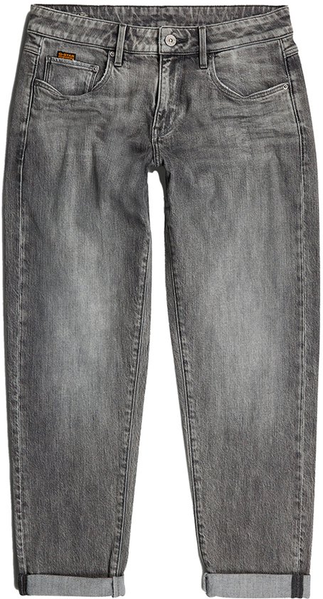 Grijze G-Star jeans, model Kate Boyfriend, met opgerolde broekspijpen.