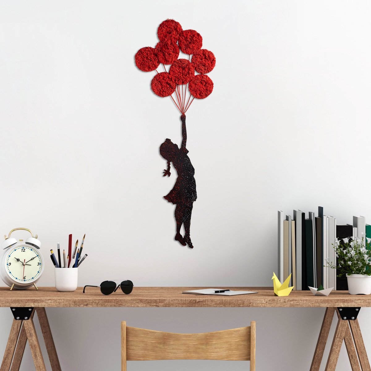 Design wandkunst "Natuur ontmoet staal" – Handgemaakt kunstwerk van metaal & mos in zwart-rood