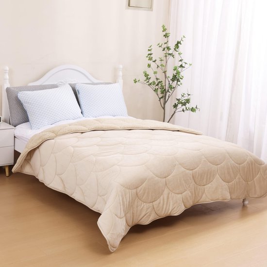 Velvet Sherpa Comfort Dekbed - 200x200 cm - Sand - All Year