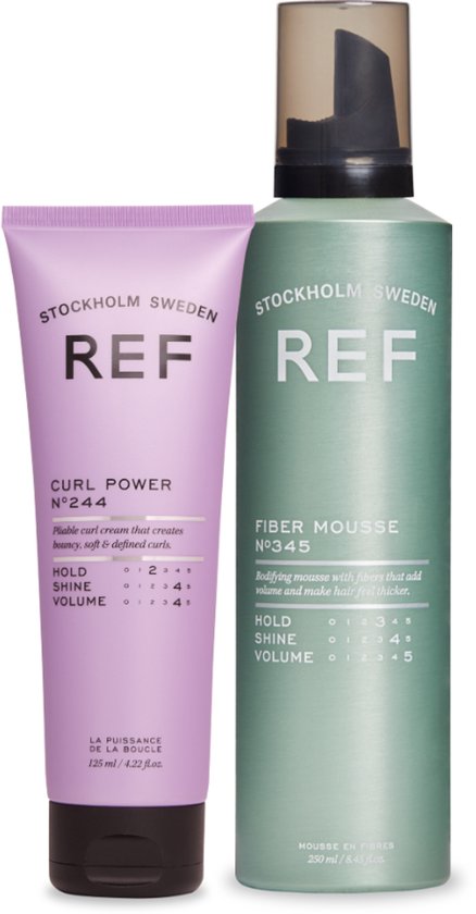 Paarse tube REF "CURL POWER N°244" en groene fles REF "FIBER MOUSSE N°345".
