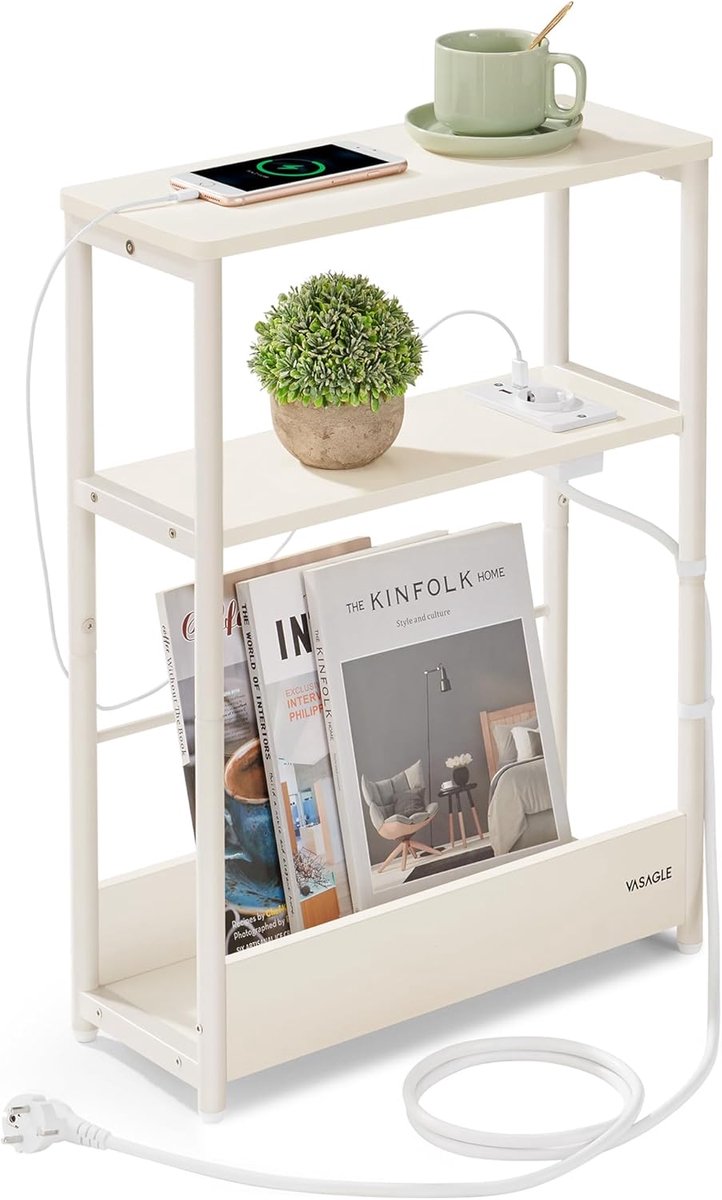 FurnStar – Smalle bijzettafel – Nachtkastje met oplaadfunctie – 3 planken & tijdschriftenhouder – 18 x 45 x 58 cm – Crèmewit