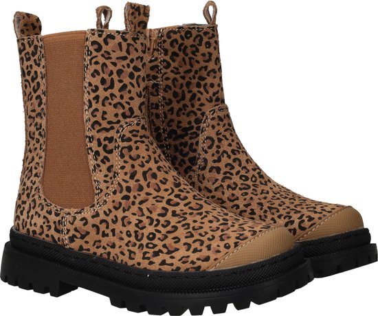 Cognackleurige chelseaboot met panterprint en zwarte zool.