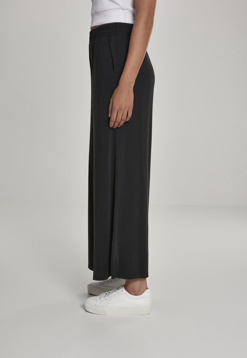 Urban Classics Modal Culotte Dames Stoffen broek – 4XL Zwart