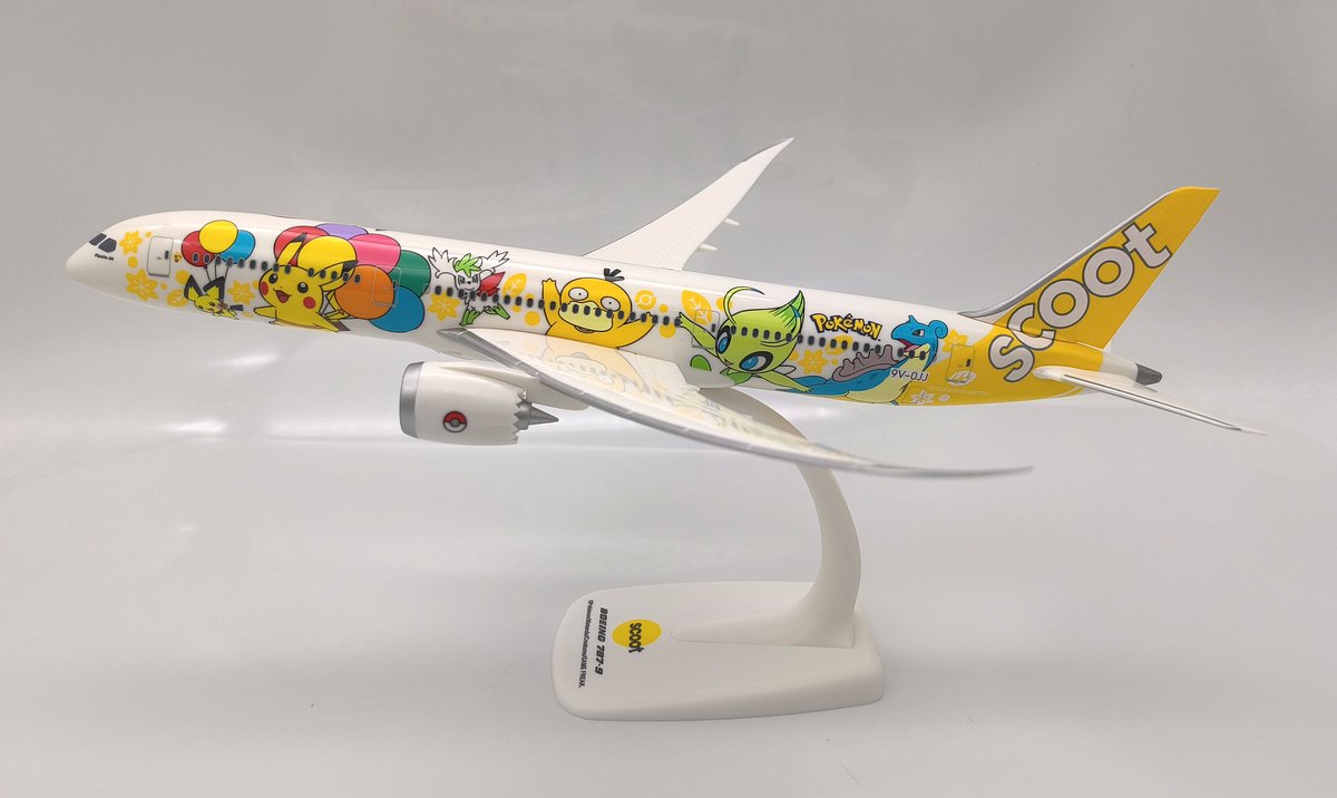 Scoot Pokémon schaalmodel vliegtuig Boeing 787-9 schaal 1:200 lengte 31,5cm