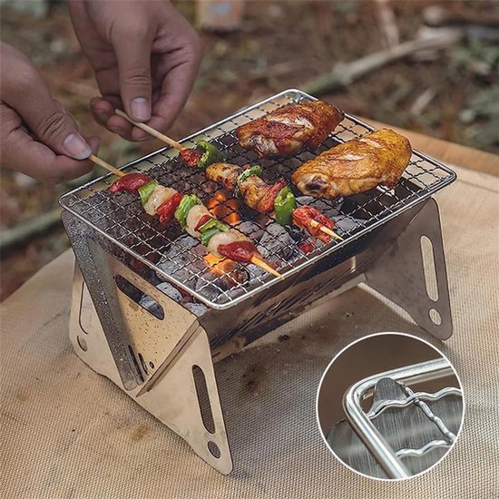 BBQ Grill - Tafel Barbecue - Houtskoolbarbecues - Mini Houtskool Smoker - Opvouwbaar Houtskool Barbecue - Draagbaar BBQ - Draagbare Camping Grill - 22cm x16x12cm - RVS - met handige draagtas - Ideaal voor Camping of Vakantie van Pericles — afbeelding 3