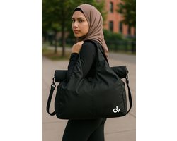 DV- Zwart - Sporttas - Anti-regen – Waterafstotend – Ruim ontwerp – Lichtgewicht – Yogamat-vak – DV merk – Voor yoga & fitness – Stijlvol – Duurzaam – Handige indeling – Sportief & elegant – (logo zijkant)