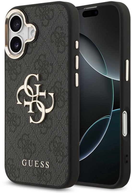 Coque Guess noire avec monogramme, logo doré 'GG', avec un iPhone 14 Pro.