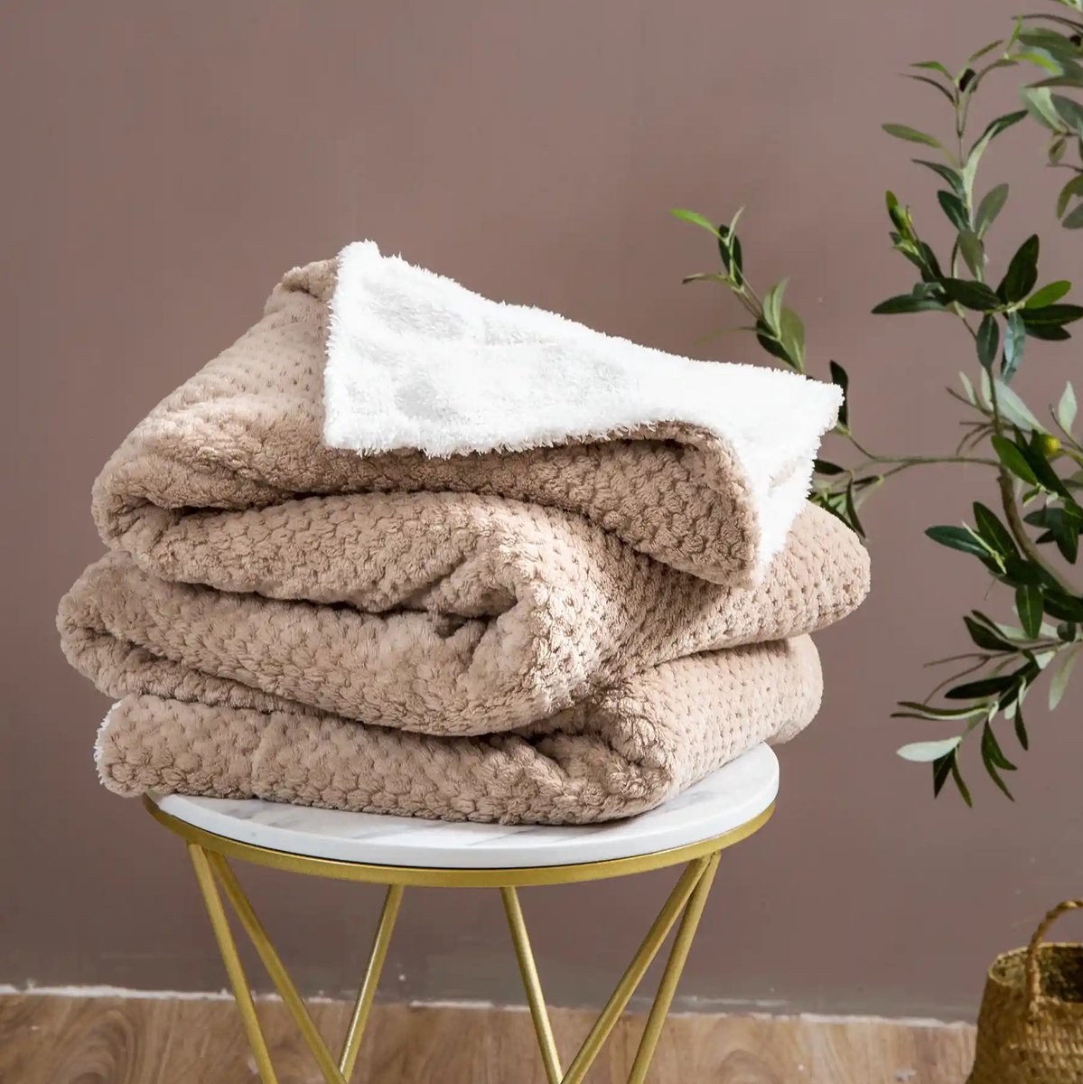 Sherpa Microvezel Deken Taupe 150x200 cm - Warm & Zacht