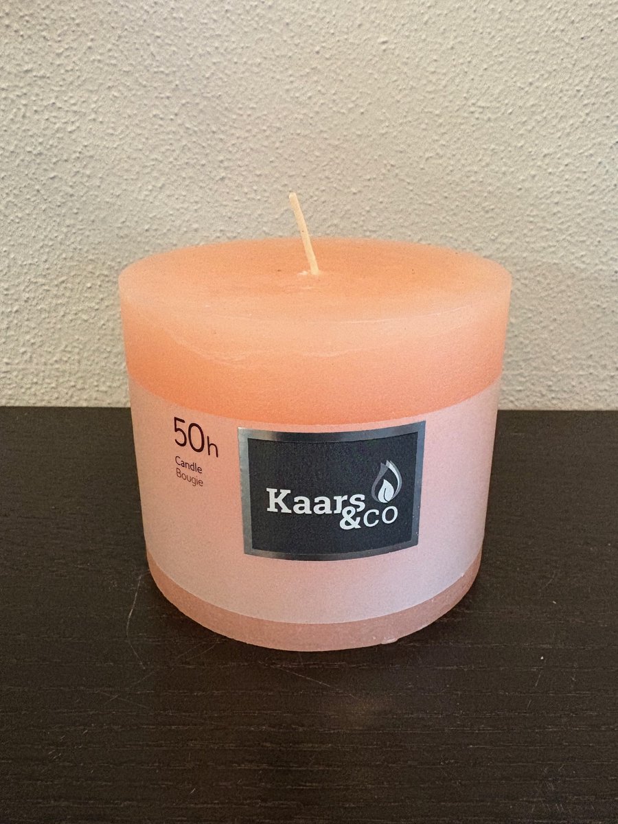 robuuste massieve rustiek kaars apricot dia 11cm H 9cm branduren 50h-p/st Kaars en co