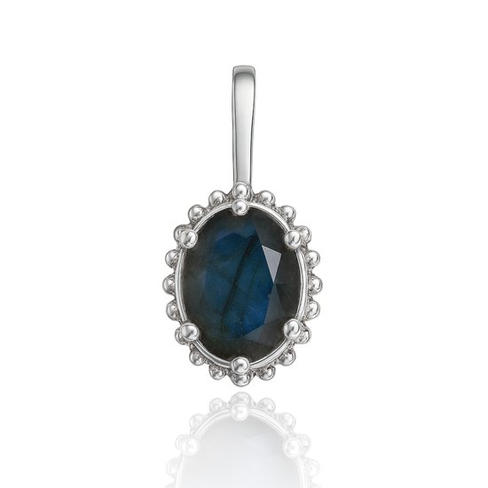 Pendentif en argent avec une labradorite ovale bleu foncé, entouré de détails perlés.