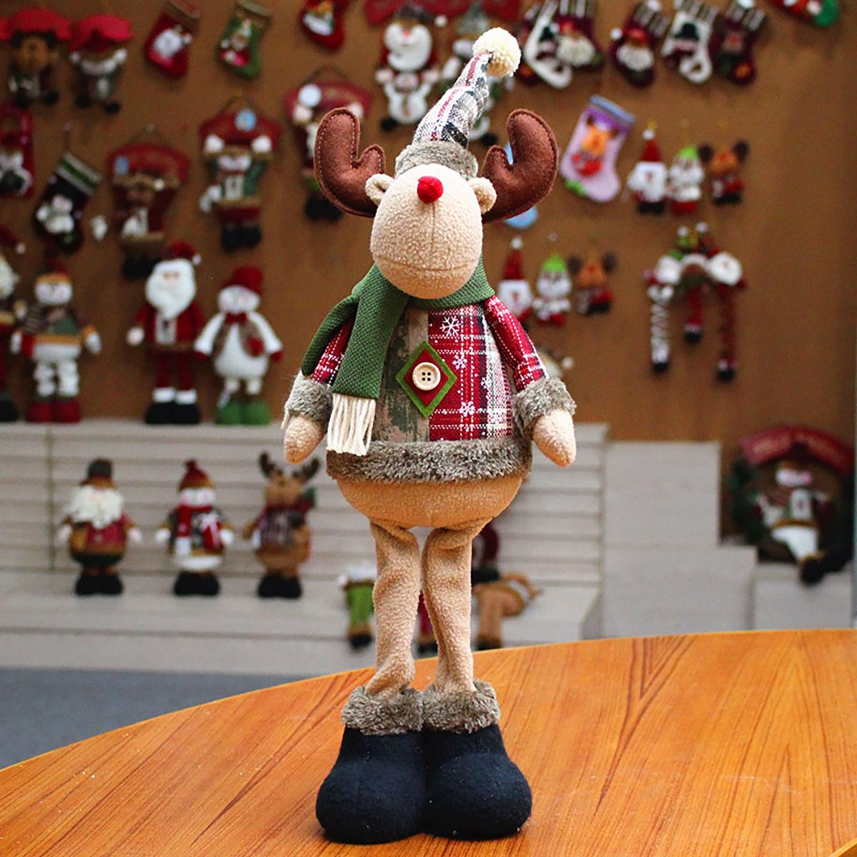 BukkitBow - Kerst Decoratie Rendier Pop - Pluche Staande Kerstversiering - Winter Ornament/Kerstfiguur - Rendier