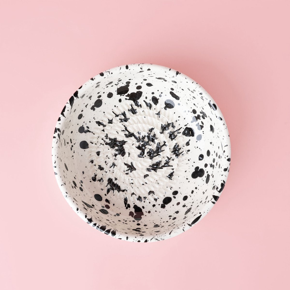 Rasp Bordje - Galaxy - Wit - Zwart - Spetters - Stippen - Rasp Schaaltje - Knoflook Rasp - Gember Rasp -Chocolade - Kookliefhebber - Amber Blokjes - Fairtrade - Handmade - Keramisch - Raspen - Schaven - Vegan - Vintage