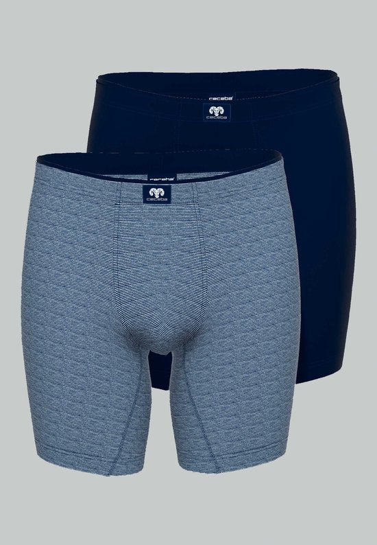 Set van twee Ceceba boxershorts, een effen marineblauwe en een blauw-wit gestreepte, met logolabel op de tailleband.