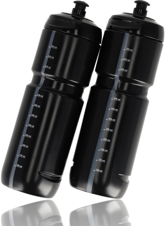 Deux gourdes noires de 800 ml, détaillées sur fond blanc.