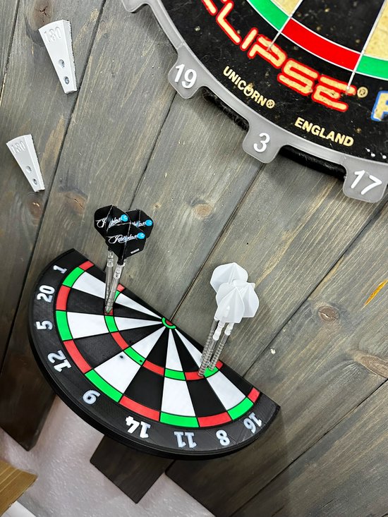 The Oche Shelf - Stijlvolle dartpijlhouder van Winmau — afbeelding 3