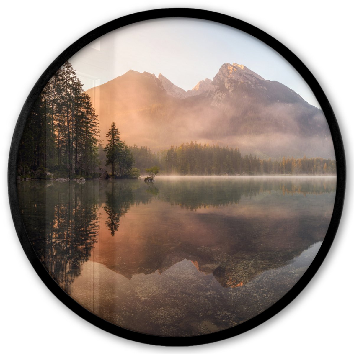 FrameYourWall Poster in lijst Rond - Fotolijst 40x40 cm - Posters - Landschap - Mist - Water - Bomen - Ronde posterlijst zwart - Decoratie - Wanddecoratie woonkamer - Muurdecoratie slaapkamer Landschap - Meer