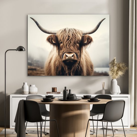 Aluminium schilderij 120x90 cm - Wanddecoratie metaal - Schotse hooglander - Hoorns - Landschap - Metalen muurdecoratie woonkamer - Decoratie industrieel - Foto op dibond - Industriële accessoires slaapkamer