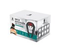 Doos van nekmasseermachine met warmte. Toont een vrouw die de masseermachine draagt.
