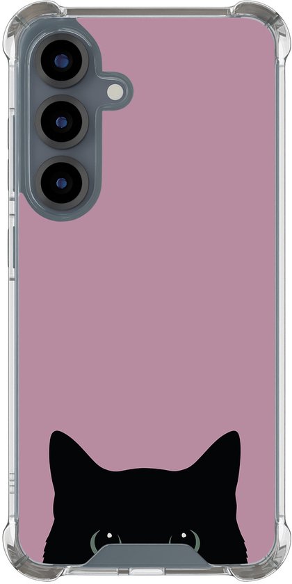 Coque de protection transparente avec dos rose, montrant un chat noir aux yeux verts.