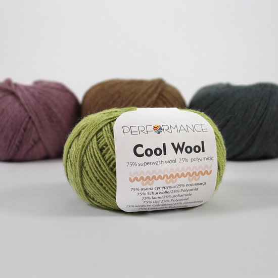 Cool Wool - vert (153) - fil à crocheter en laine et polyamide - fil à tricoter - 5 pelotes de 50 grammes - aiguille taille 2 - 3 mm.