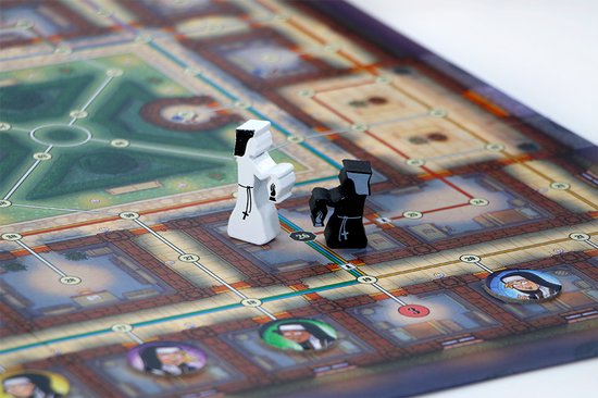 999 Games - Nuns on the run - Verstoppertje aan tafel! - 2 tot 8 spelers - Bevat spelregels in NL EN FR