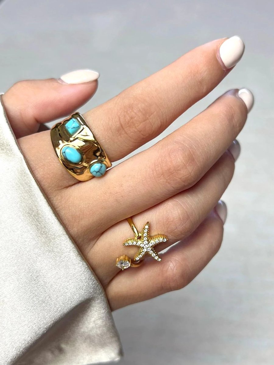 Cliste Couture AQUAMARINE REKBAS RING - Goud Kleurig - Dames Ring - Vrouwen Cadeau - Dames Sieraden - Verstelbaar