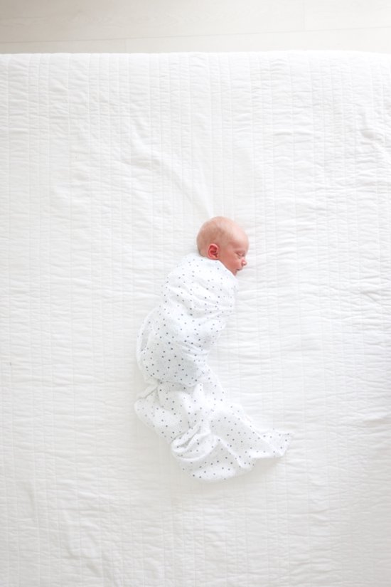Lulujo - Hydrofiele Doek - Swaddle - Katoen - 100x100 cm - Stars - Kraamcadeaus - Babydekens - Babycadeaus - Tetradoeken - Zwangerschapscadeau — afbeelding 5