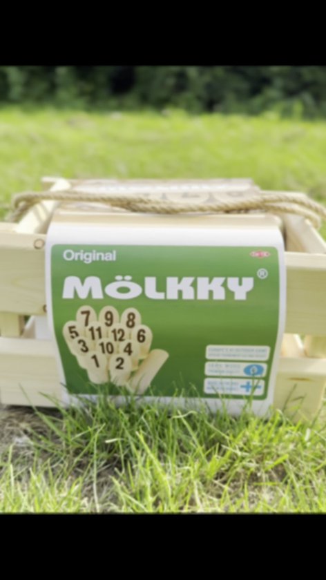 Mölkky Original - Berkenhout 12 Kegels, 1 Stokje - Finse Werpspel voor Buiten, Tuin, Picknick, Strand, Vrije Tijd, Feest - Mölkky Spel voor Familie, Groepen, 2 Spelers, 6 Leeftijd - 40268