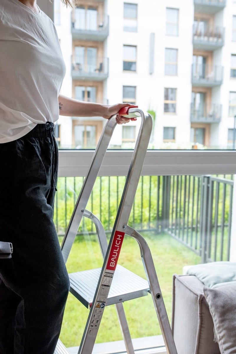 Baulich Opvouwbare aluminium ladder met haak - 4 treden vouwladder met antislip treden - werkhoogte 275 cm, max. 125 kg – foto 8