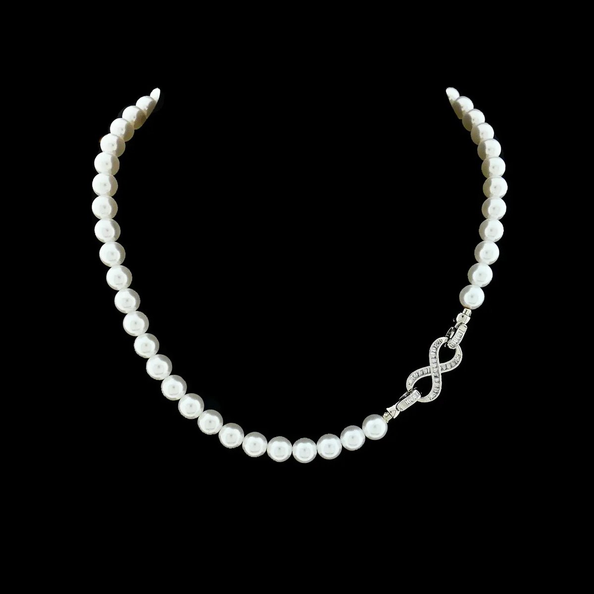 Victoria Valenza Kate Parelcollier met Zilverkleurig Slot met Zirkonia Stenen - Ketting - Zilverkleurig - Parelketting - Zirkonia
