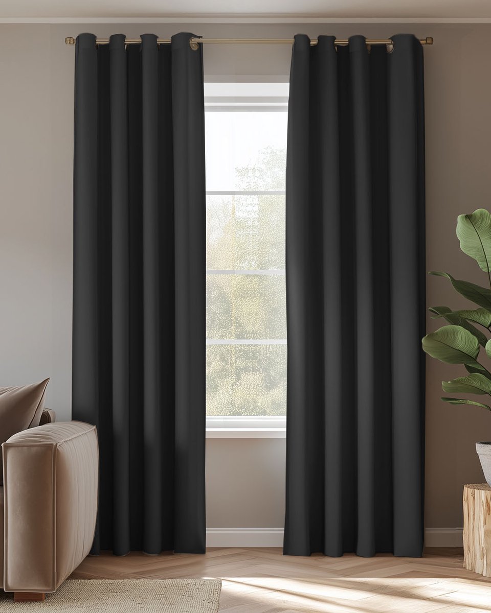 HOOMstyle Kant en Klaar gordijn met ringen Amber - Verduisterend - Geschikt voor gordijnroede - 140x270cm - Zwart