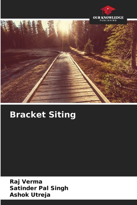 Houten pad door bos met zonlicht, titel 'Bracket Siting'