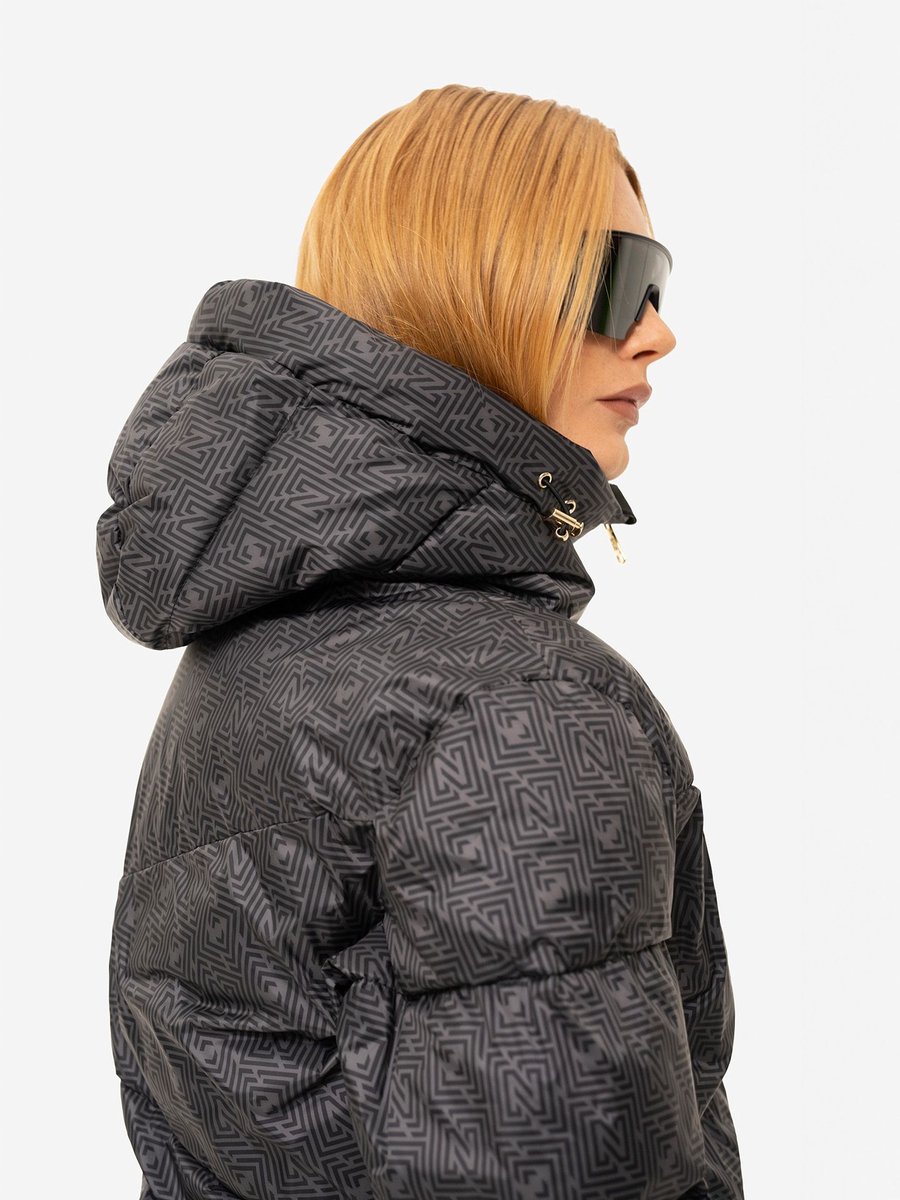 NIKKIE newport logo jacket Ski jack dames Zwart
