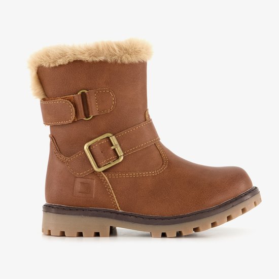 Bruine biker boot met gesp en bontvoering, zijaanzicht.