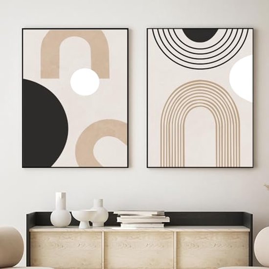 Set van twee abstracte kunstposters met beige, zandkleurige, zwarte en witte cirkels en bogen.