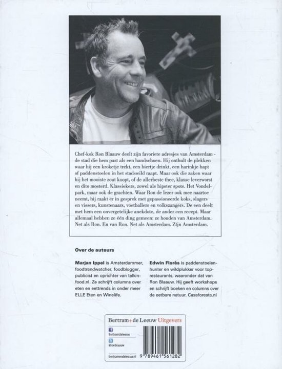 Chef-kok Ron Blauw met een glimlach, op de achterkant van een kookboek.
