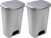 2x Kunststof afvalemmers/vuilnisemmers zilver 50 liter met deksel en pedaal - Vuilnisemmers/vuilnisbakken/prullenbakken - Kantoor/keuken prullenbakken