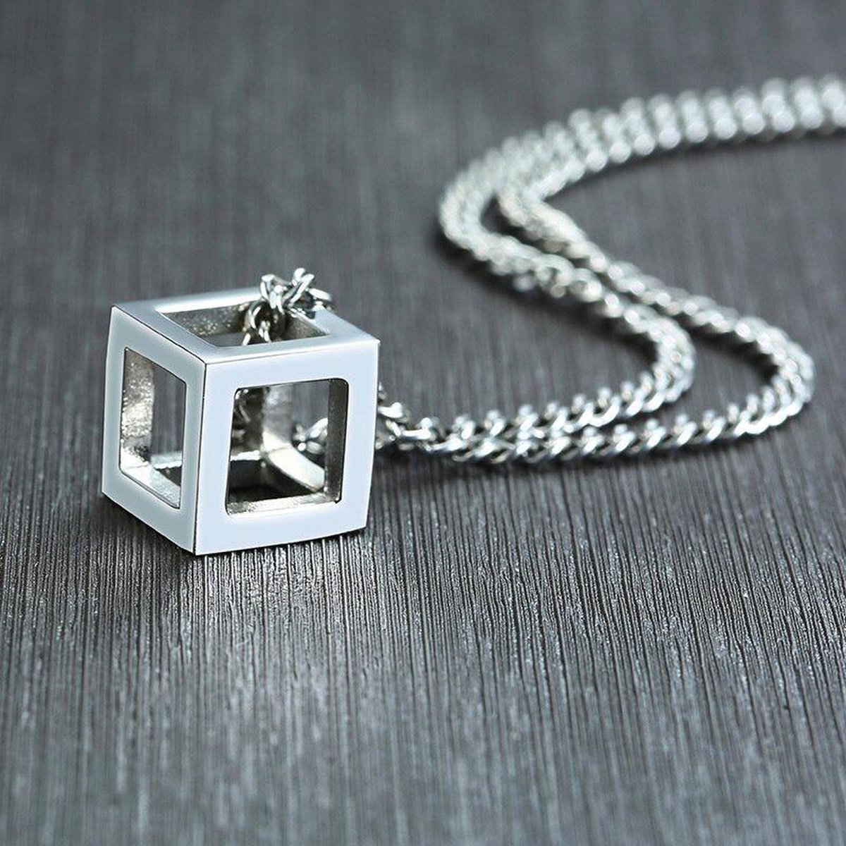 Kubus Ketting met Hanger - Zilver kleurig - Kettingen Heren Dames - Papa Cadeau Voor Mannen - Vaderdag
